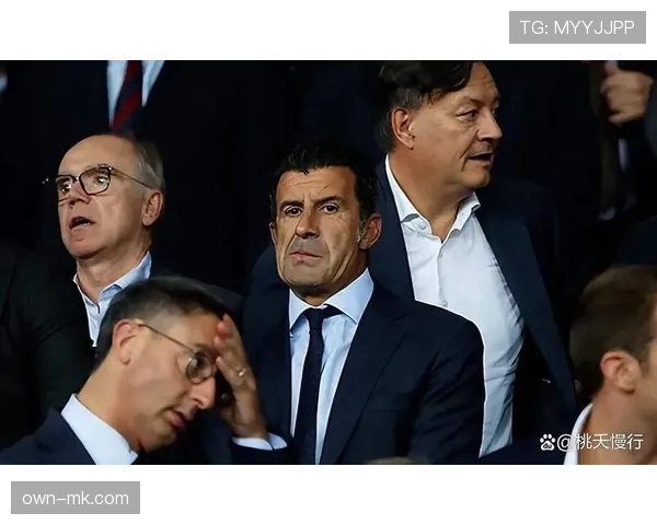 菲戈巅峰过人技惊四座，传奇风采再现引发球迷热议