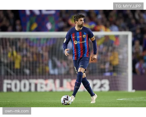 格列兹曼回忆梅西在巴萨的辉煌岁月，展现伟大友谊与传奇时刻的印记