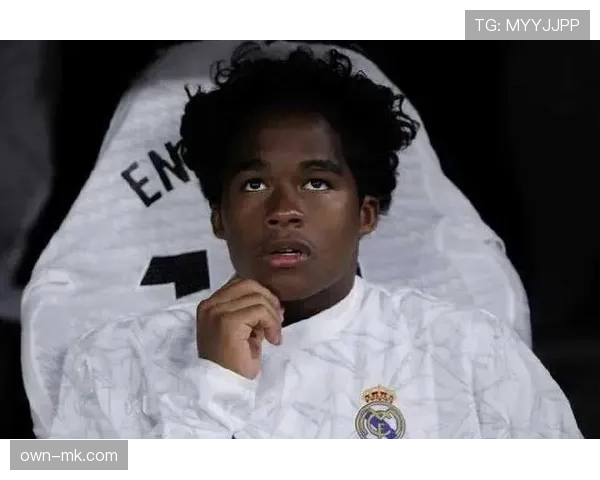 恩德里克应对成年后卫高强度防守的策略分析